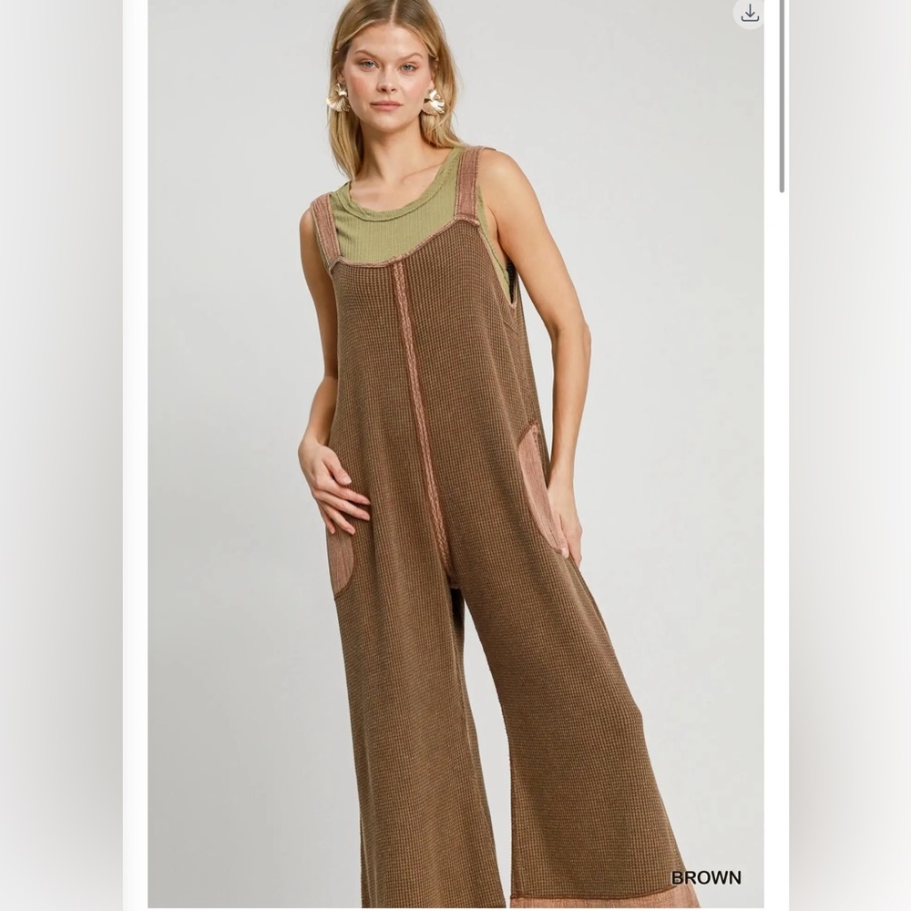 Umgee NWT SMALL Waffle knit Brown Sleeveless Jumpsuit - Picture 2 of 6